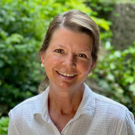Caroline Long