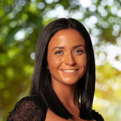 Leslie Keneely